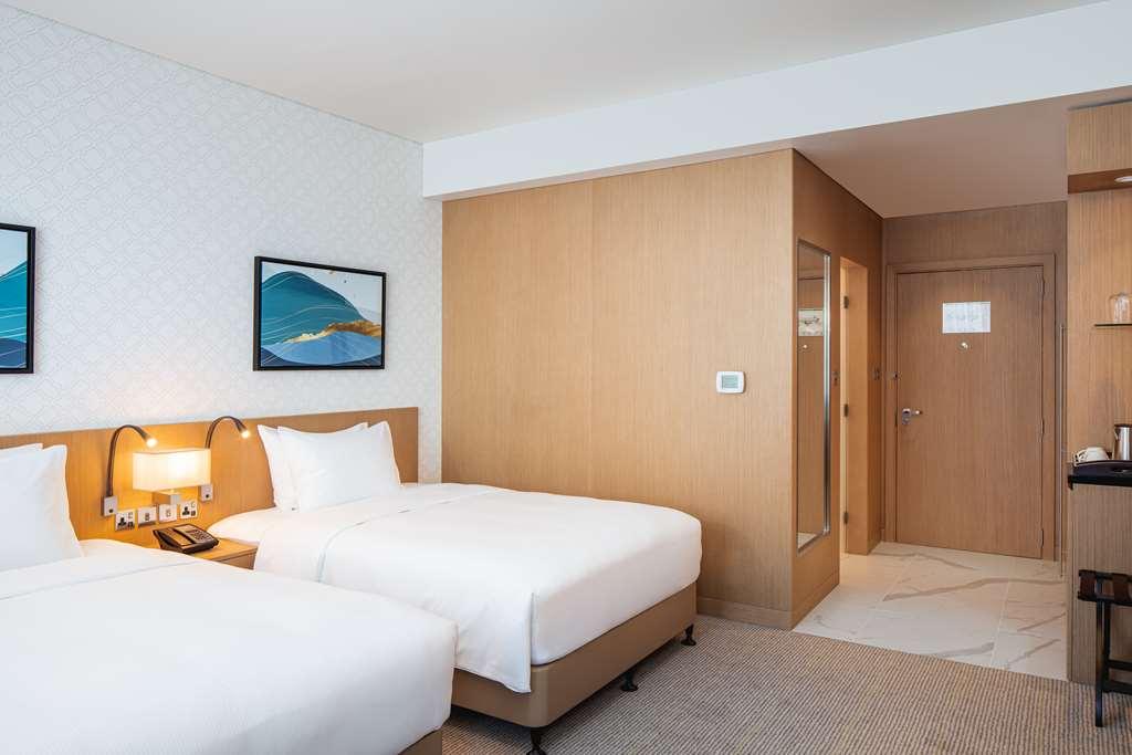 Doubletree By Hilton Fujairah City Номер фото