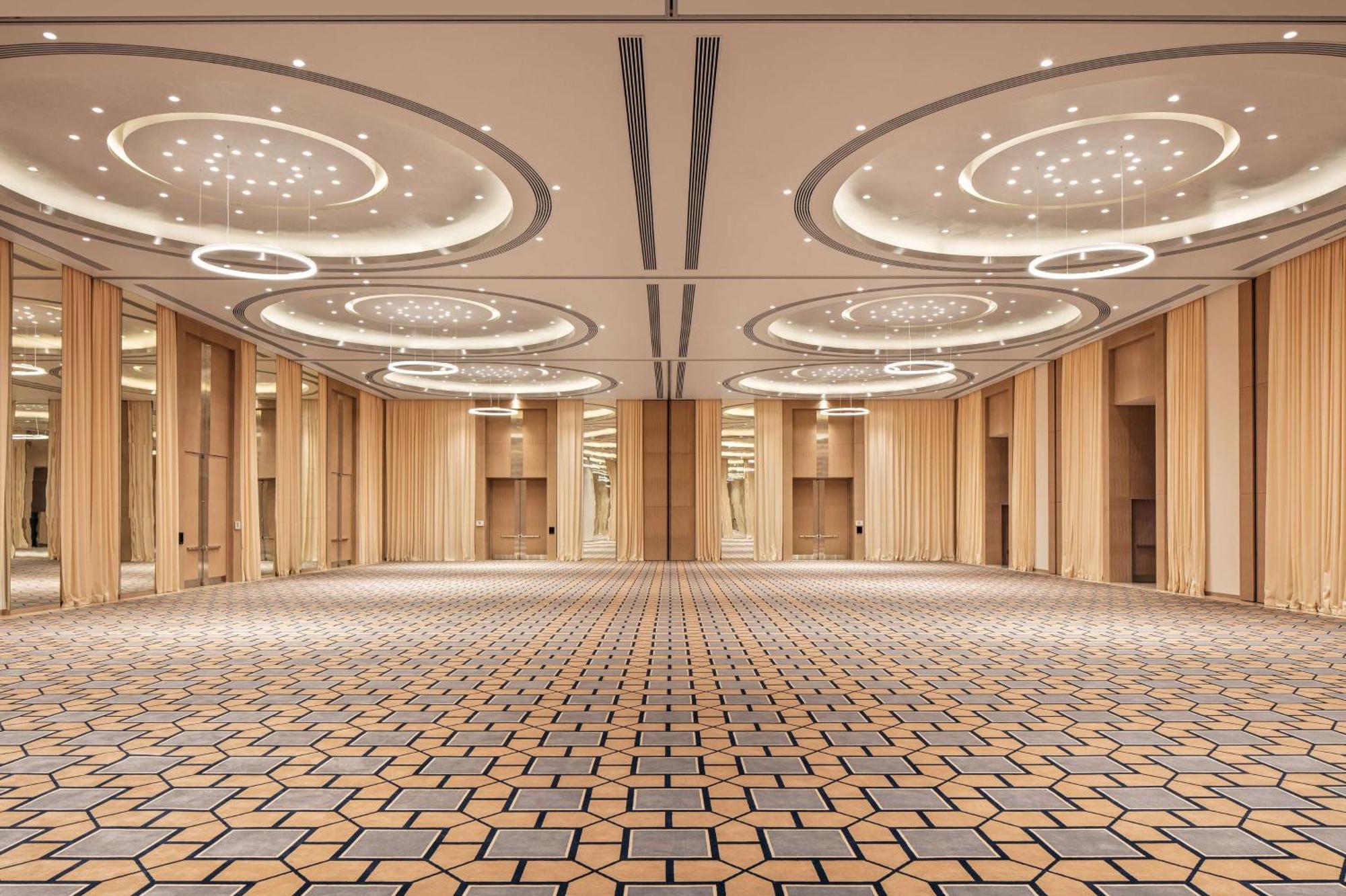 Doubletree By Hilton Fujairah City Экстерьер фото The Grand Ballroom